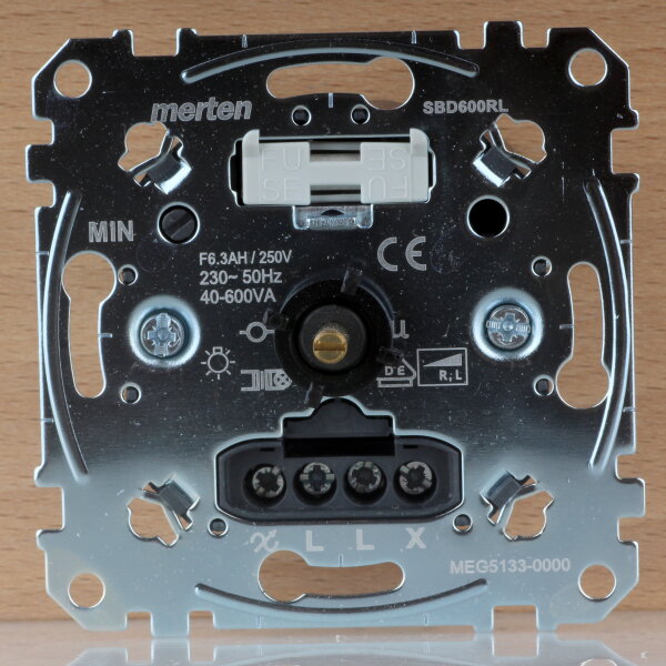 Merten Drehdimmer-Einsatz 40–600W/VA 230V AC für induktive Last MEG5133-0000